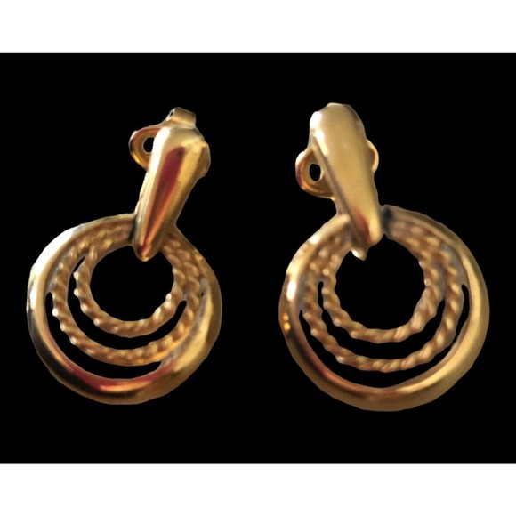 Crown Trifari Clip On Gold Tone Earrings Dangle 3 Circles - Picture 4 of 8